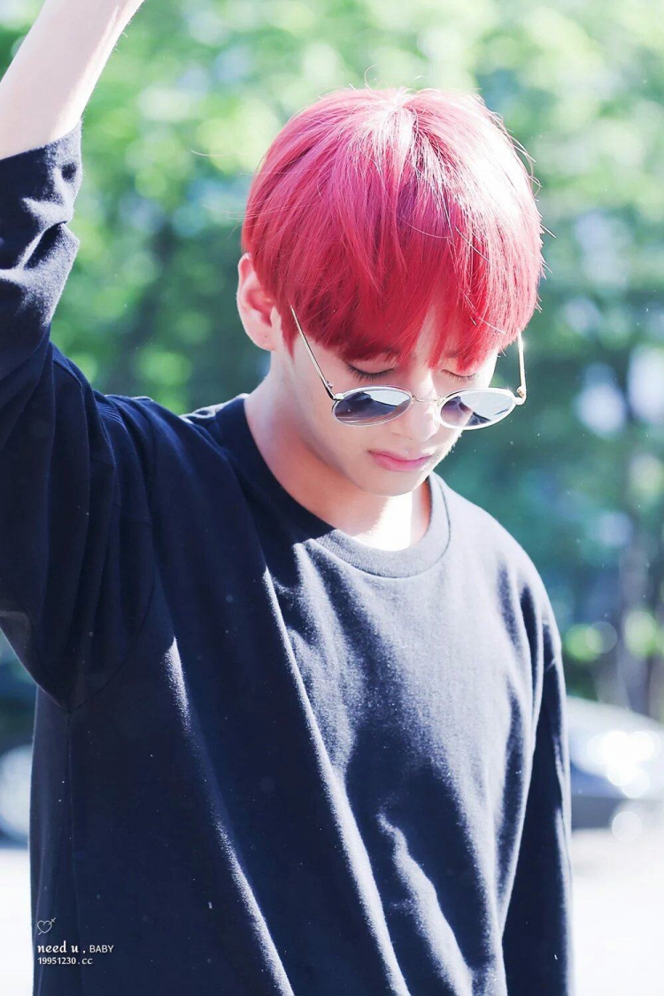 'chóa mát' vói 7 sác màu của kim taehyung - hinh anh 2