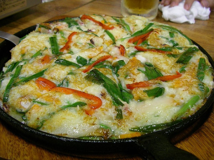 nhung mon an vat ban nhat dinh phai an thu khi den han quoc - hinh anh 3