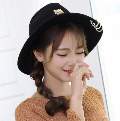 sao han dong loat lang xe mot “gan kep len non” - hinh anh 12