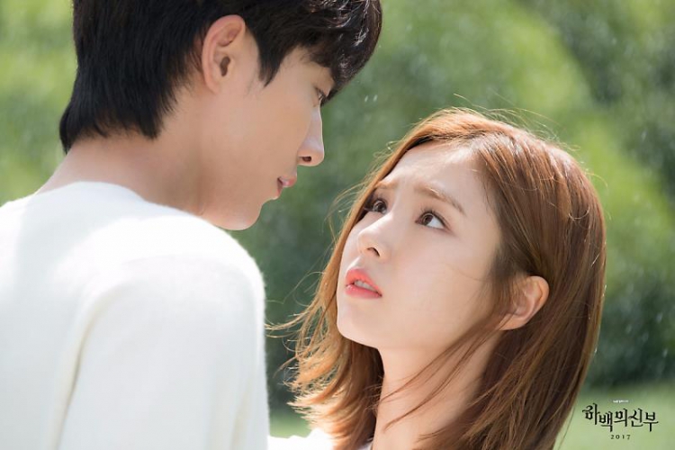 he lo poster phim “co dau thuy than” khan gia nghi ngo dao dien 'ghet' shin se kyung - hinh anh 10