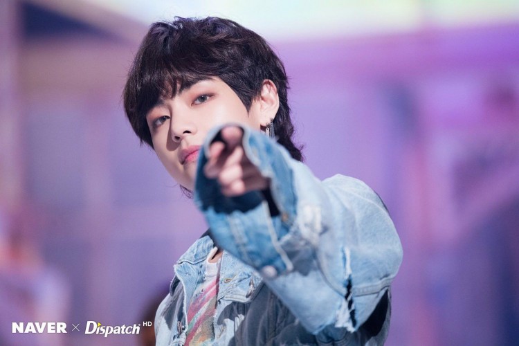 NAVER cùng Dispatch tung bộ hình đẹp siêu thực của BTS trước thềm comeback lịch sử

 - image 6