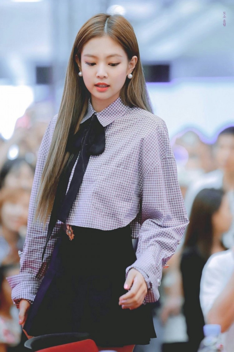 Jennie (BlackPink) và V (BTS) có một điểm chung đến cả nhân vật chính cũng chẳng hề hay biết - image 1