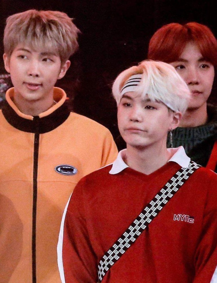 Những sự chênh lệch “đáng yêu vô đối” trong các idol Kpop - image 3
