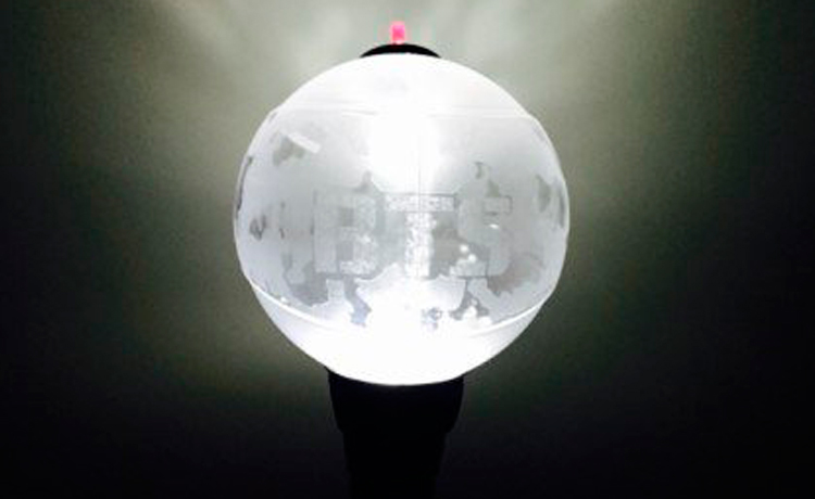 Biển sóng lightstick tại concert luôn là niềm tự hào của các fandom Hàn~ - image 42