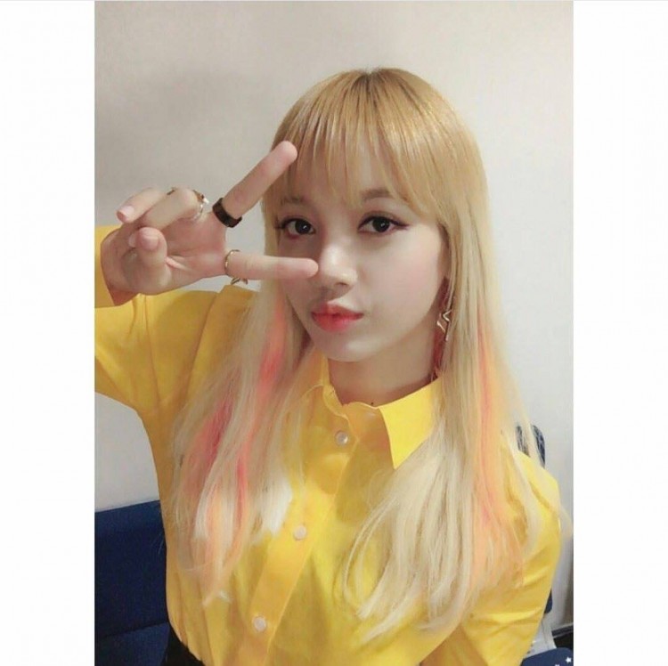 Lisa BlackPink tiết lộ nỗi khốn khổ của mình khi phải đổi muôn ngàn màu tóc nổi bật nhưng hợp có 1 - image 3