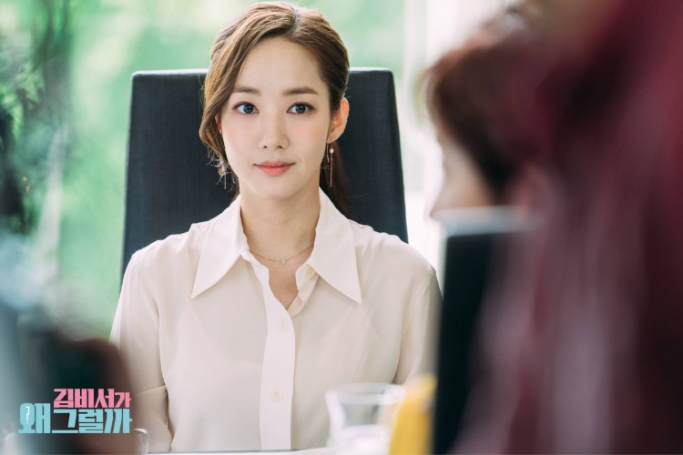 ĐỂ CÓ MÀU SON ĐẸP TRONG THƯ KÝ KIM HÓA RA PARK MIN YOUNG TOÀN PHA TRỘN CÁC MÀU SON VỚI NHAU - image 9