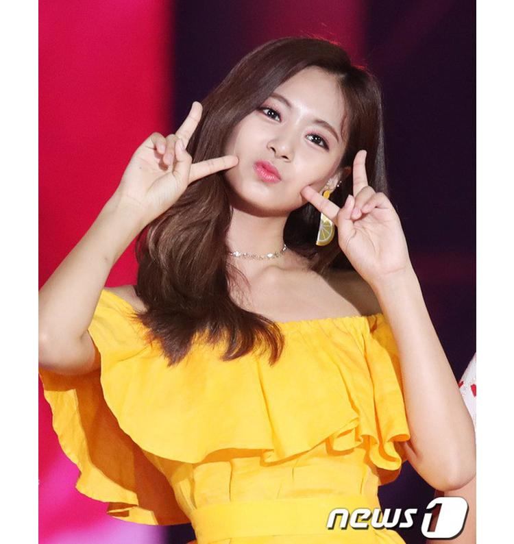 Ngày hội thảm hoa Korea Music Festival 2018TWICE 2 dây sexy Wanna One làm trò IKON như model  - image 17