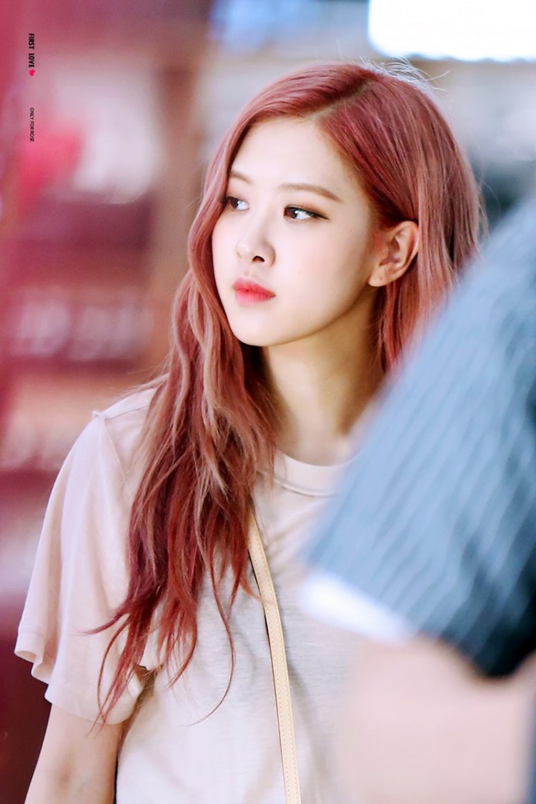 Fan chê Rosé BlackPink xấu vì mắt 1 mí hí xị và đây là cách mà Rosé đáp trả bằng  - image 13