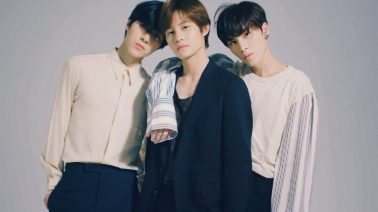 SMROOKIES thả xích video đặc biệt khoe sắc 3 trainee mới netizen bùng nổ vì visual quá xuất sắc - image 4