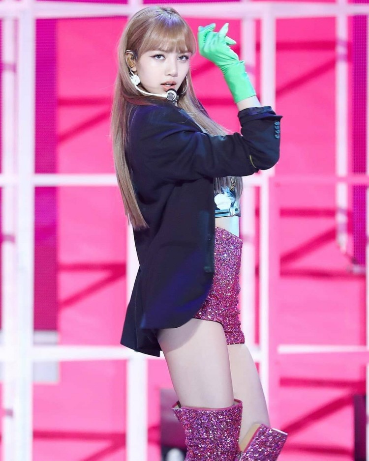 Năm bố Yang cho BlackPink hoạt động công suât tối đa-Lisa sẽ là vũ công trong dự án YGs X Academy - image 1