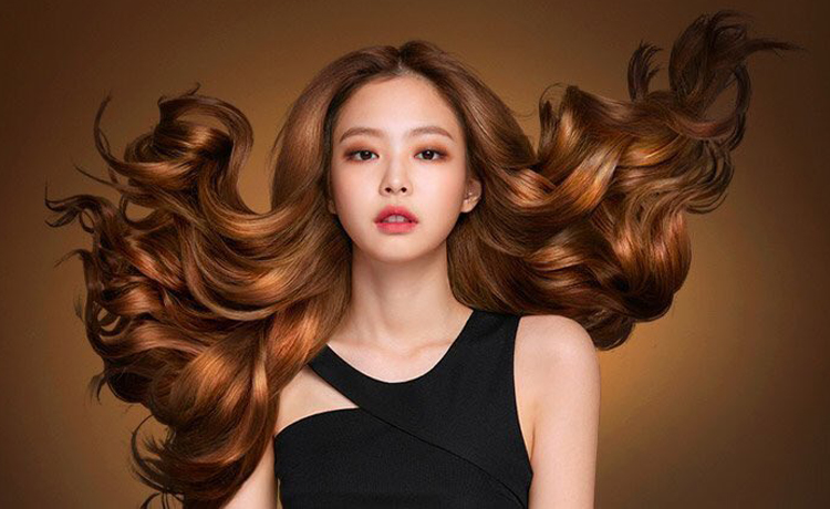 Cô gái vàng của làng quảng cáo Jennie lại chiếm trọn spotlight của đồng đội trong CF mới nhất - image 1