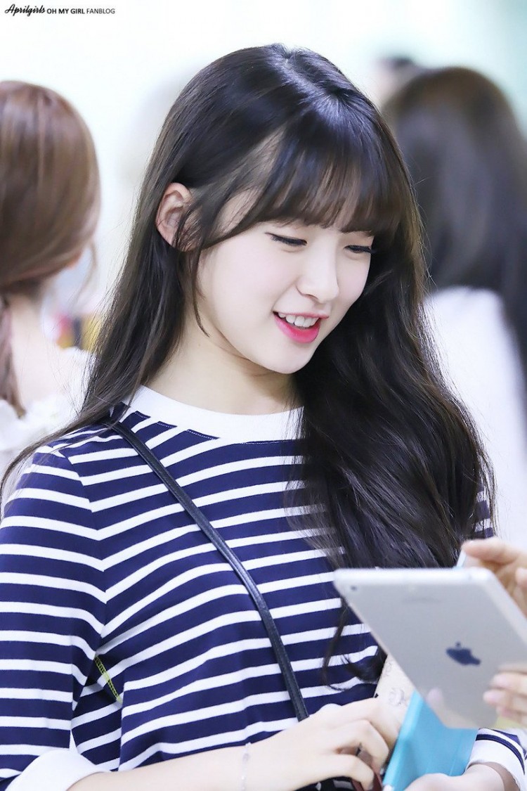 Cơn sốt Arin Oh My Girl Thành công lớn từ stylist biến Arin trở thành nữ thần nhan sắc  - image 2