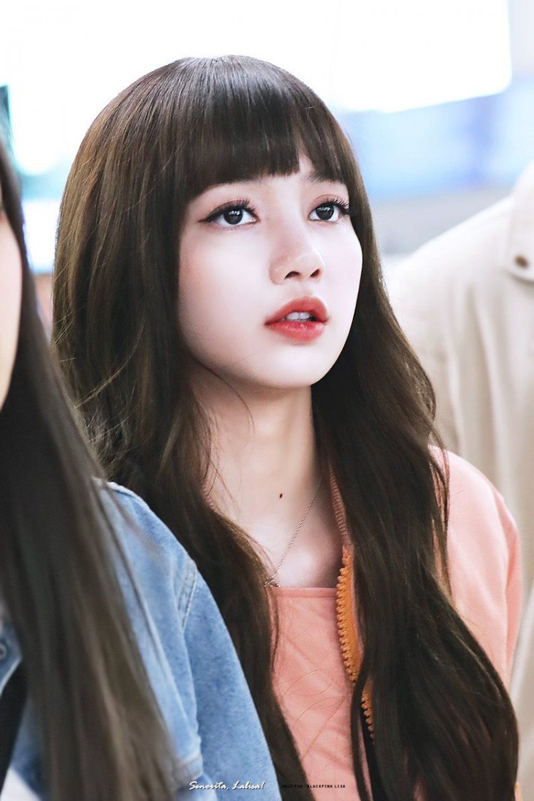 Sốt sình sịt báo Thái lần đầu tiết lộ những sự thật về Lisa BlackPink công chúng tỏ vẻ dậy sóng - image 1