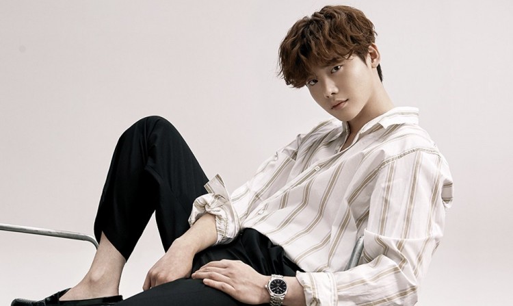 Chỉ 5 tháng sau khi rời bỏ YG để đến với công ty mới Lee Jong Suk lại chấm dứt hợp đồng - image 1