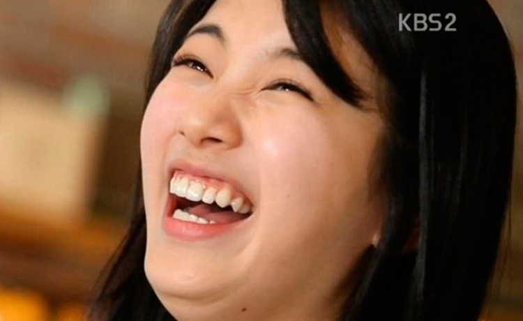 Nụ cười tư bản chủ nghĩa - image 15