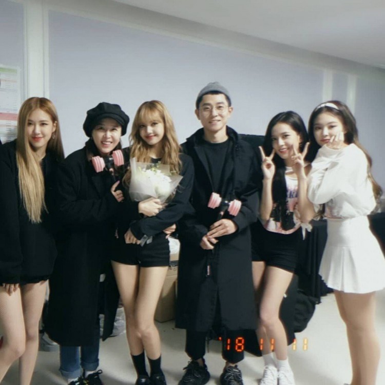 Concert BlackPink idol hạng A Hàn đùng đùng kéo đến TWICE Red Velvet CLC GI-DLE trở thành fan - image 8