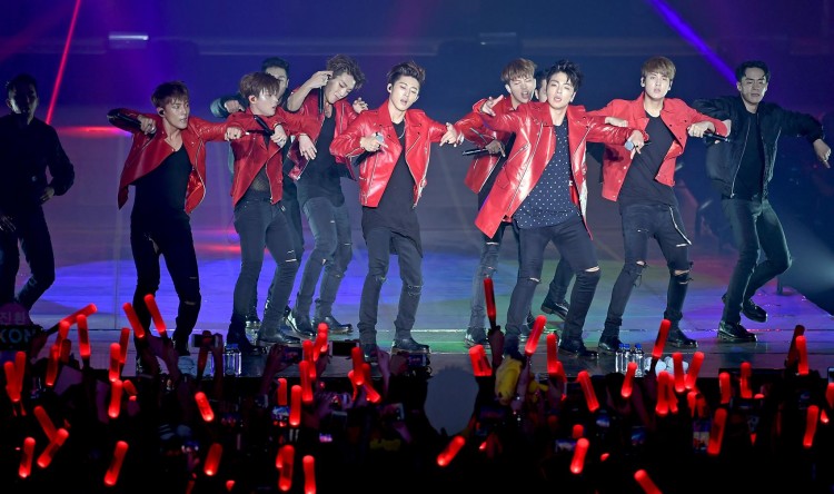 Concert iKON tại Jakarta bị cảnh sát can thiệp nhưng không phải vì sự cố mà là vì… - image 1