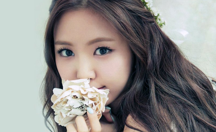 Son Naeun  - image 4