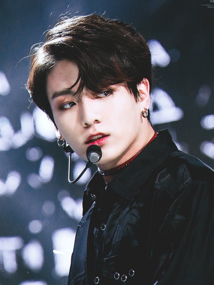 JungKook công khai bày tỏa tình cảm với IU chắc nịch khi theo đuổi mẫu bạn gái lý tưởng của mình  - image 1