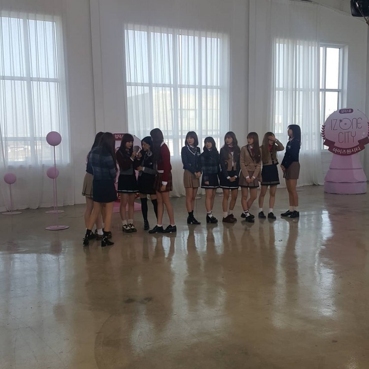 Wanna One chưa kịp tan rã Mnet đã vội vàng mang tên show thực tế riêng của nhóm cho IZONE - image 1