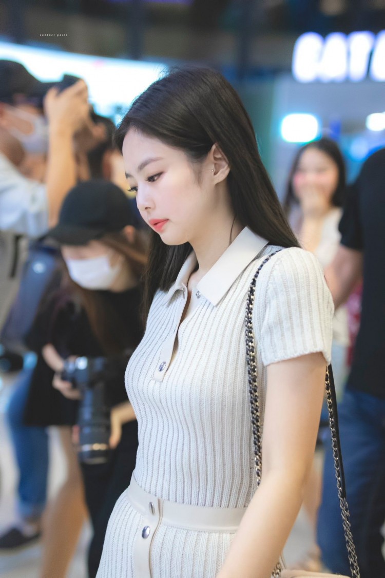 Jennie – Nayeon  mỹ nhân hàng đầu nhưng mặc cảm tự ti vì góc chụp nghiêng kém sắc  - image 7