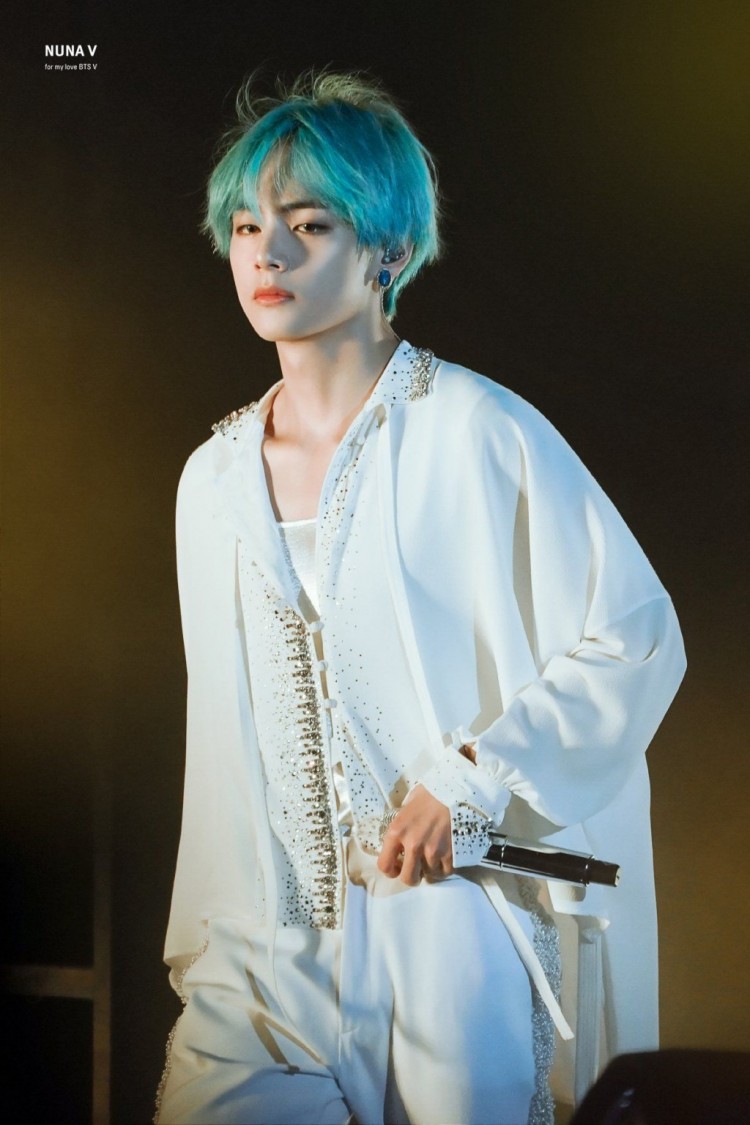 BTS Taehyung - image 12