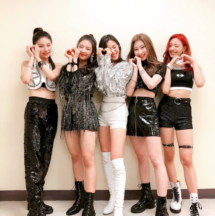 Netizen tiên đoán rằng ITZY sẽ flop vì không có Somi để rồi debut ITZY ngoạn mục cướp fan từ SM  - image 1