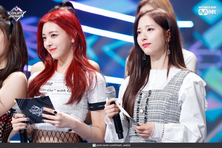 ITZY Yuna và WJSN Bona trở thành chị em sinh đôi mới trong Kpop gây chú ý vì số phận trái ngược - image 1