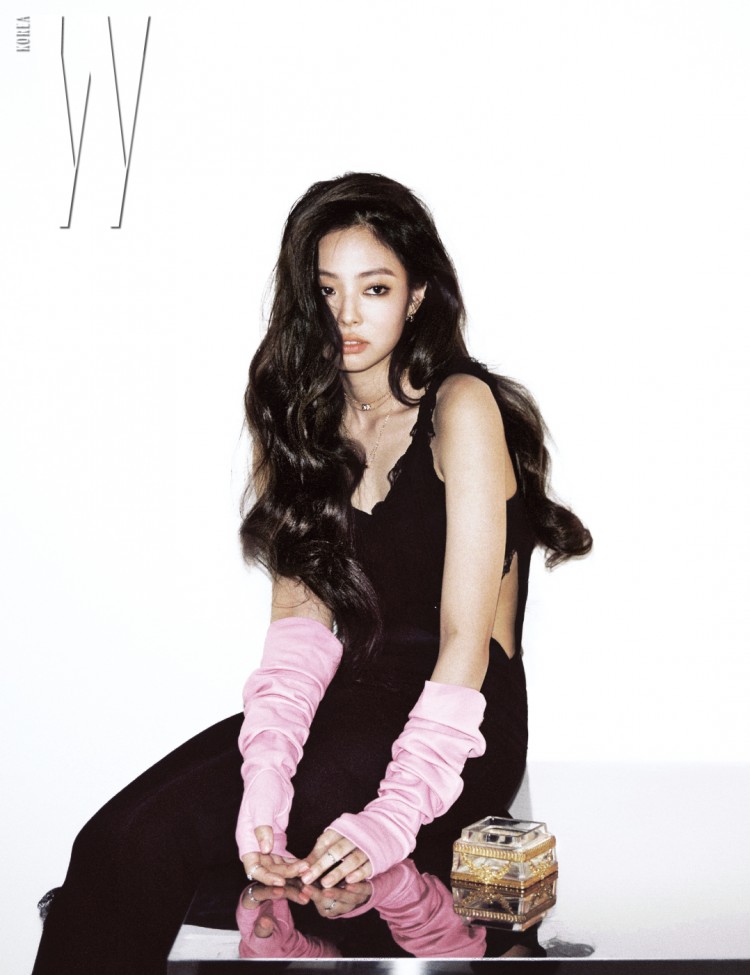 Jennie BlackPink buồn thương đau đáo từ nay ai sẽ không ai thiết kế đồ đẹp cho mặt nữa  - image 3