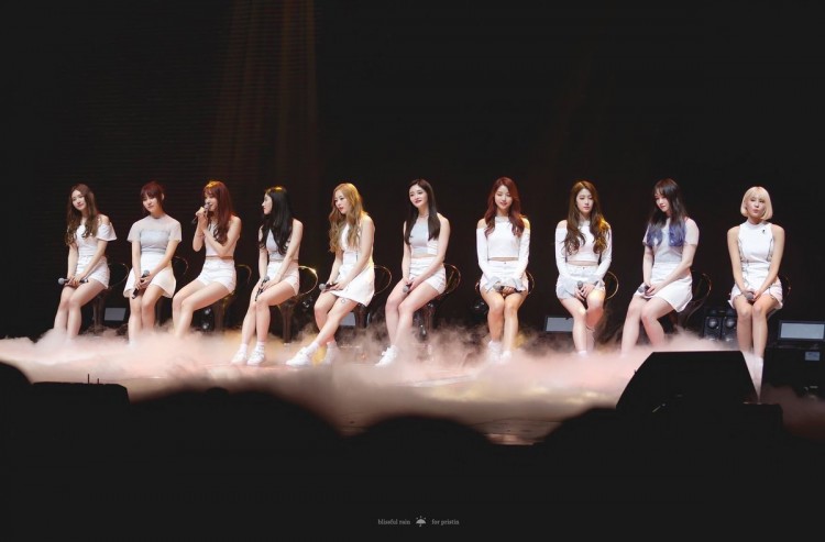 2103 ngày buồn PRISTIN kỉ niệm debut 2 năm im ắng Pledis chờ ngày thông báo tan rã - image 1