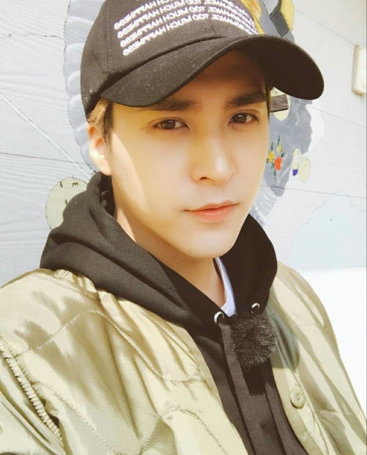 Em út Highlight-Dongwoon xin giã từ MXH thông báo xóa mãi mãi Instagram - fan thấy buồn về tin này - image 3