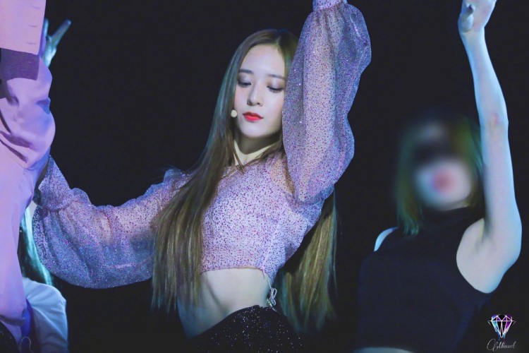 Đăng ảnh BTS Jimin hưởng ứng Cá tháng Tư fansite Jisoo khiến Knet câm nín vì chất lượng thảm họa - image 3