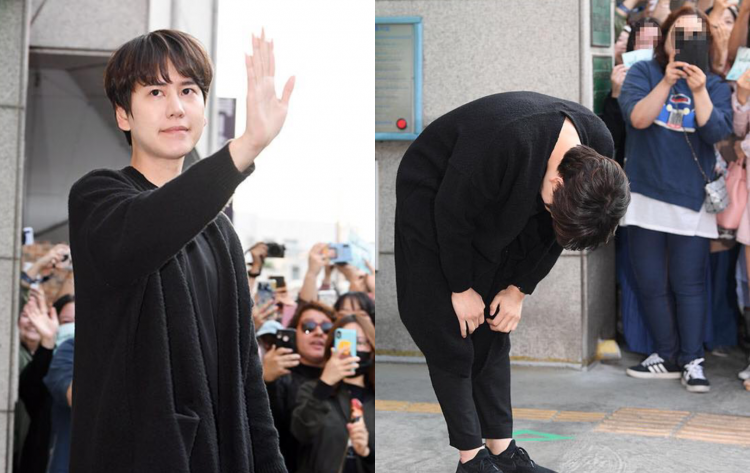 Kyuhyun Super Junior và idol nổi tiếng đã bị thấy hết trơn lúc không mặc đồ khi tắm ở quân đội - image 3