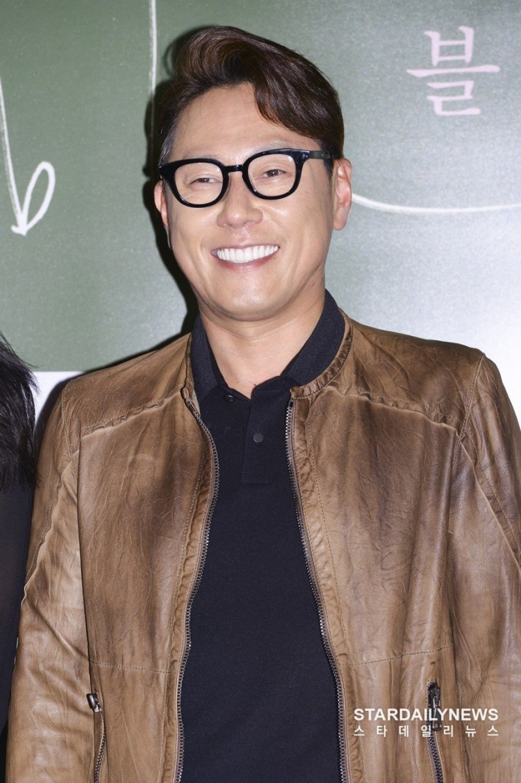 Host Yoon Jongshin quyết định rời khỏi tất cả chương trình mà anh ấy tham gia của đài MBC JTBC - image 1