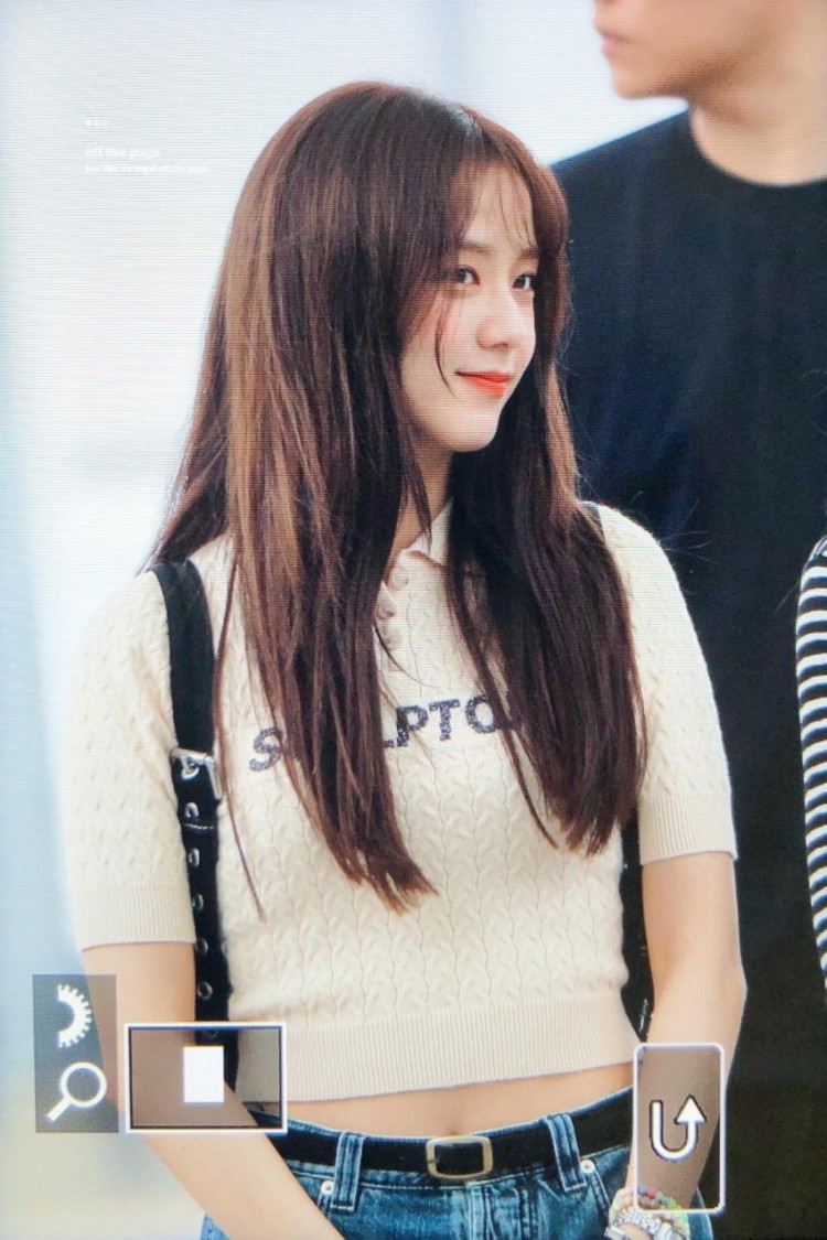 Vừa được khen ôi sao nay đẹp thế Jisoo lên Instagram phân trần lý do cho mái thưa comeback - image 2