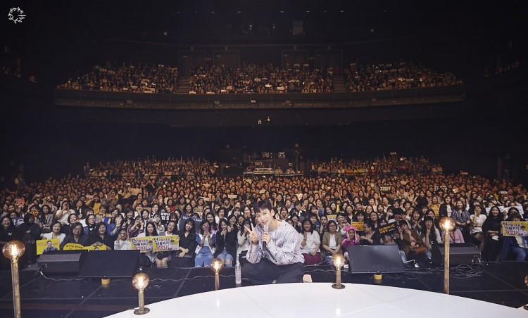 Ji Chang Wook làm show fan meeting do chính mình chọn địa điểm hình ảnh như được cut từ 1 bộ phim  - image 7