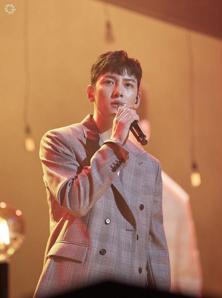 Ji Chang Wook làm show fan meeting do chính mình chọn địa điểm hình ảnh như được cut từ 1 bộ phim  - image 25