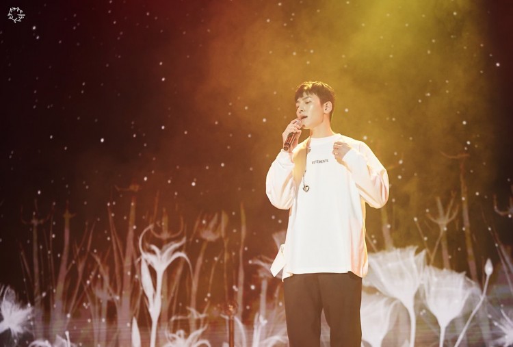 Ji Chang Wook làm show fan meeting do chính mình chọn địa điểm hình ảnh như được cut từ 1 bộ phim  - image 35