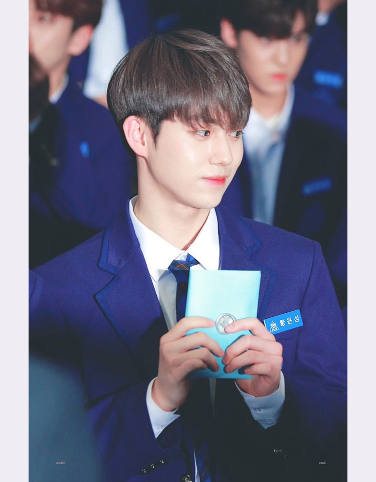 ề TTS  Hwang Yunseong Produce X101 bị tật ở ngón tay út chỉ bằng 13 các ngón còn lại - image 5