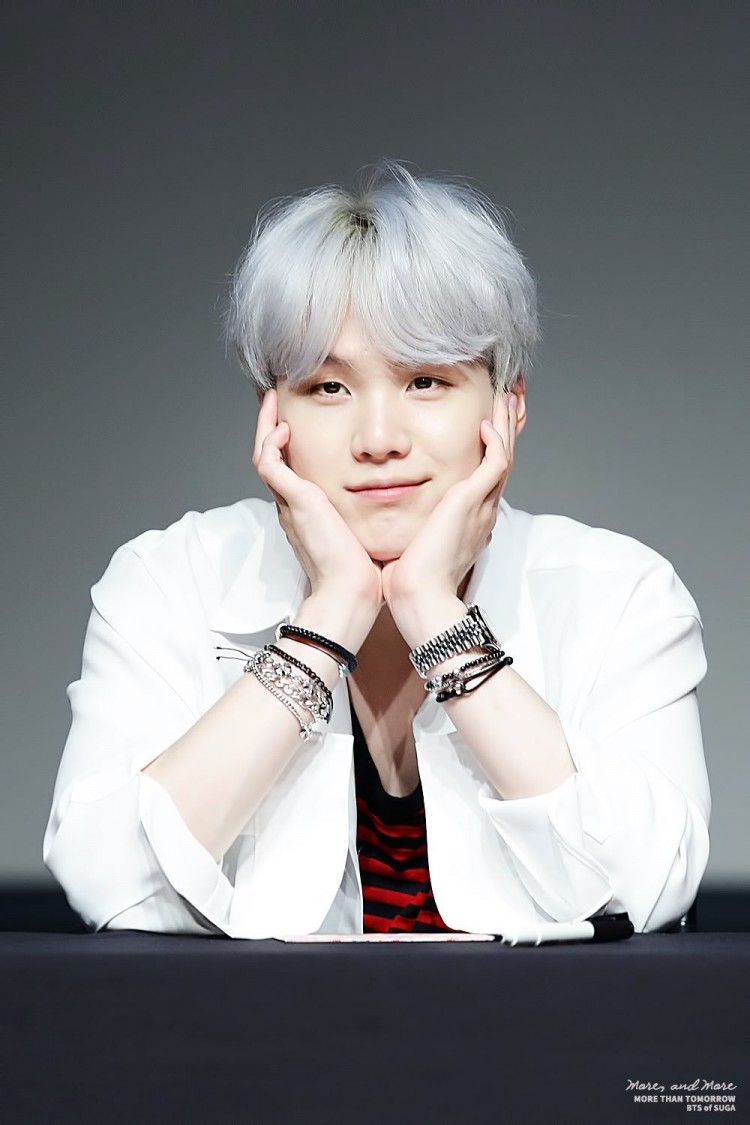 Chán đi show diễn Suga BTS chuyển qua làm produce song cho nguyên đĩa đơn của nữ ca sĩ Heize  - image 2