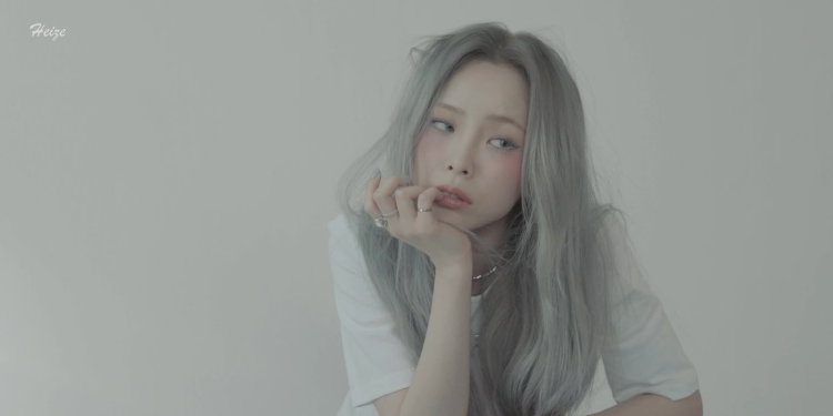 Chán đi show diễn Suga BTS chuyển qua làm produce song cho nguyên đĩa đơn của nữ ca sĩ Heize  - image 3