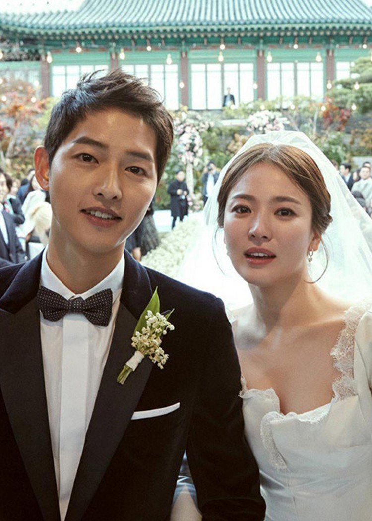 Song Joongki xóa gỡ bỏ tất cả những gì liên quan đến vợ cũ Song Hyekyo tại nhà của mình - image 3