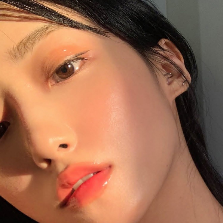 5 bí kíp Makeup làm da ngậm nước của beauty blogger dành hội chị em mê chụp ảnh selfie sống ảo  - image 2