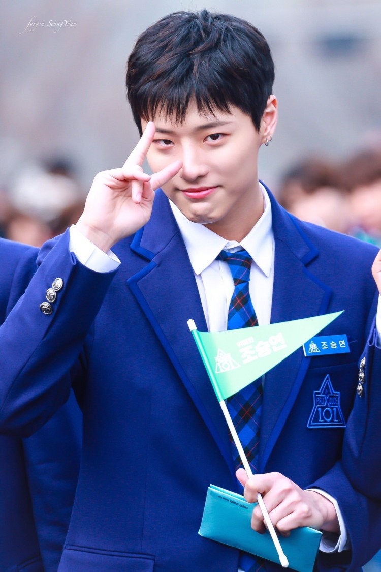 Tin được không! Cho SeungYoun PDX101 được cả một slot quảng cáo tại quảng trường Time Square Mỹ - image 2