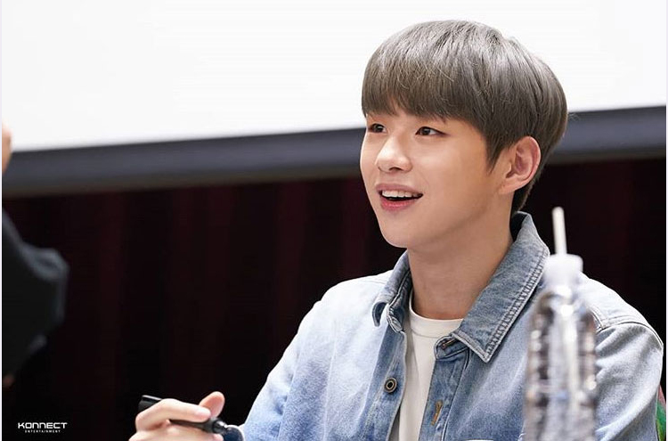 Kang Daniel tôi là đã có Jihyo là người đầu ấp tay gối thể hiện vẻ mặt không thể hạnh phúc hơn - image 1
