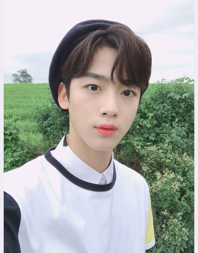 Han Seungwoo X1 để lộ con người thật vỏ bọc nam tính trưởng thành kia chỉ là sự giả tạo  - image 2