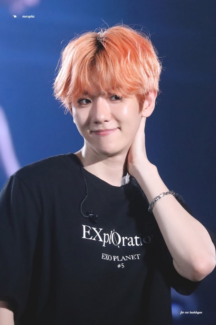 Nhìn thấy Baekhyun chật vật đi lại do chấn thương EXO-L đã nhảy xổ vào tố SM cứ lo kiếm tiền - image 3