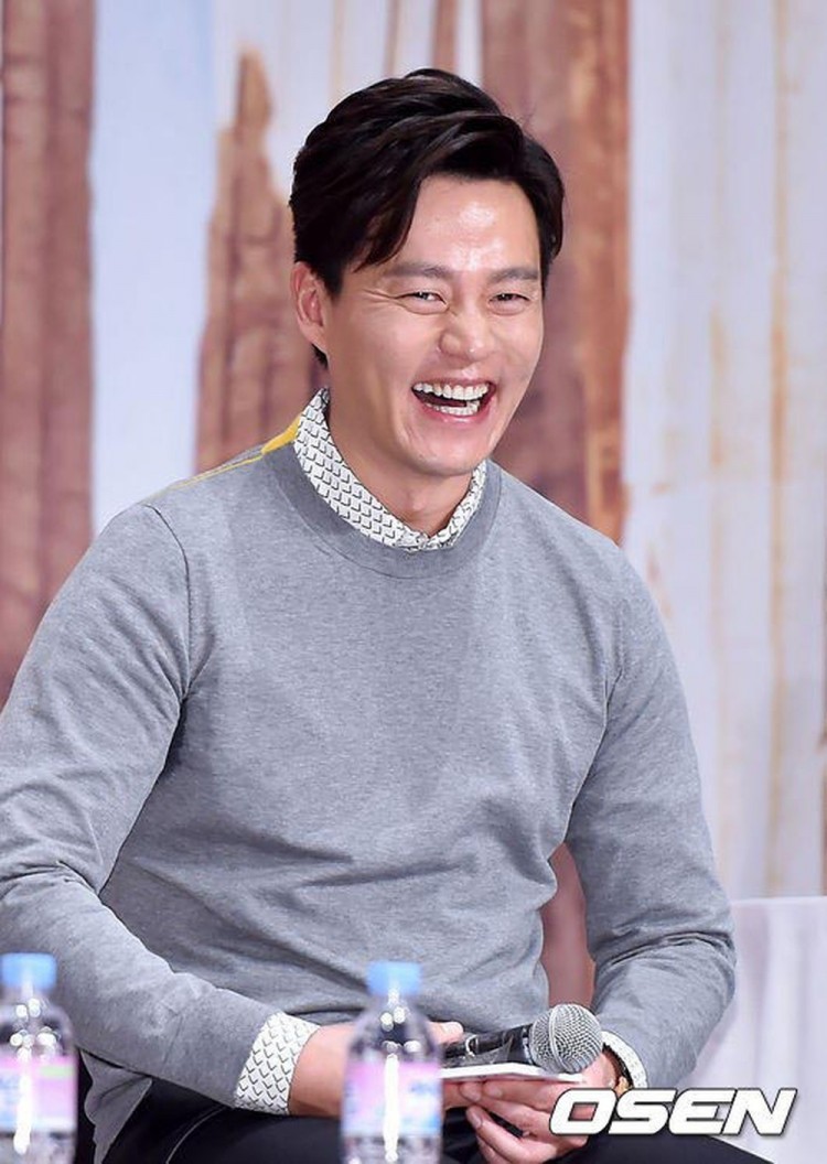 Tung tin hẹn hò của Sunny Girls Generation và nam diễn viên Lee Seo Jin netizen A bị kết tội
 - image 2