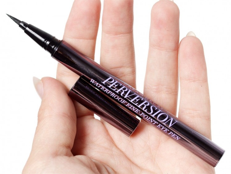 5 cây eyeliner đỉnh nhất trong giới kẻ mắt - bao dễ kẻ sắc nét  - image 8