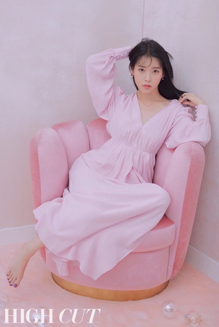 IU tiếp tục phát hành ca khúc mới cùng siêu phẩm kết hợp với giọng ca vượt thời gian Sung Sikyung  - image 1